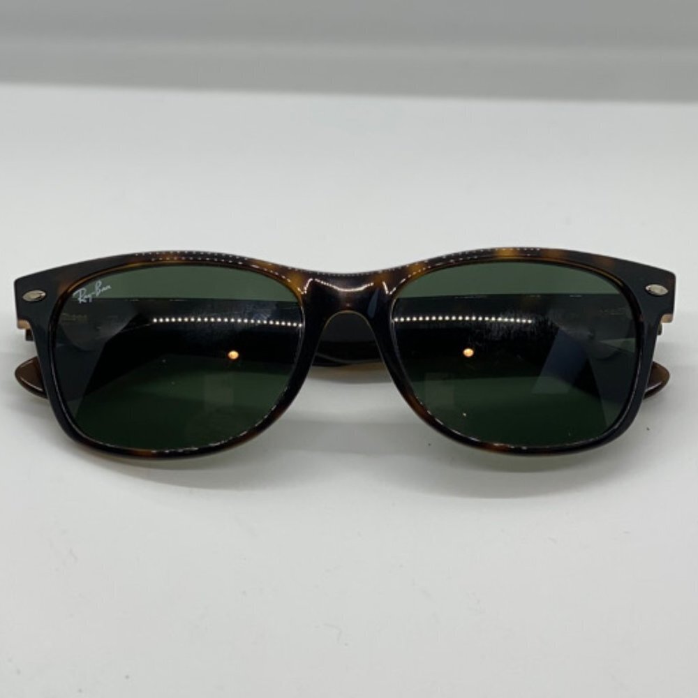 Ray-Ban "New Wayfarer" Tortoise Green Lens 2132